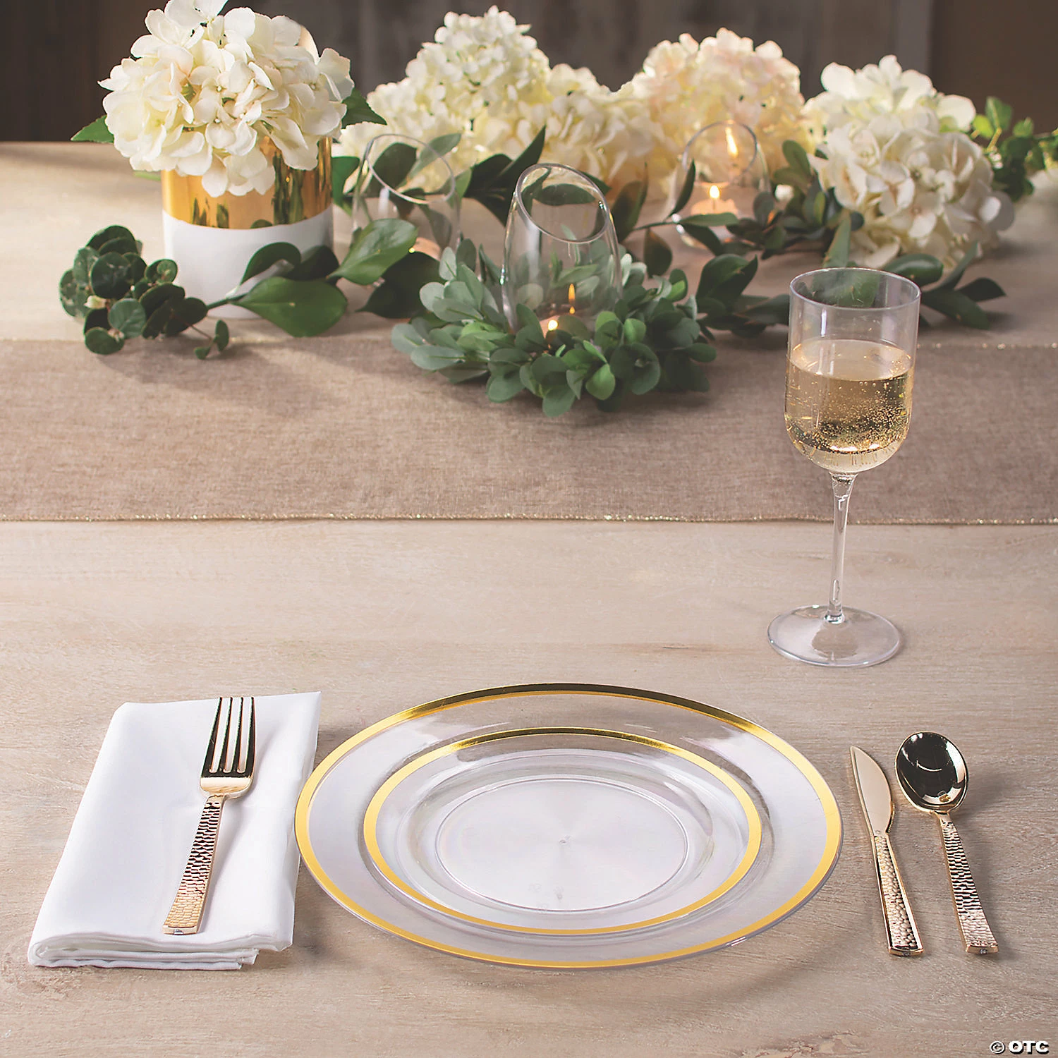Premium Clear Plastic Dinner Plates with Gold Trim - 25 Ct. 4 Premium Clear Plastic Dinner Plates with Gold Trim - 25 Ct. - Image 2